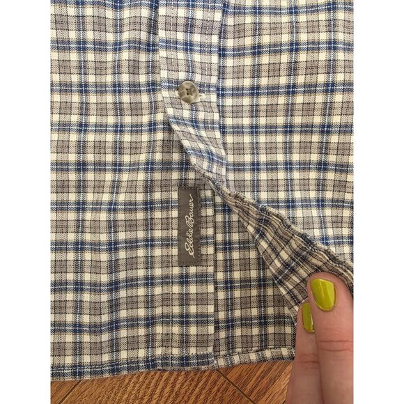 Eddie Bauer Cotton Button Up Mens Size M Blue Gray White Plaid Relaxed Fit EUC - Picture 8 of 9